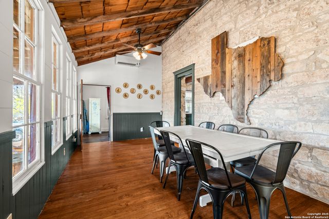 3499 us highway 290, Fredericksburg, TX 78624