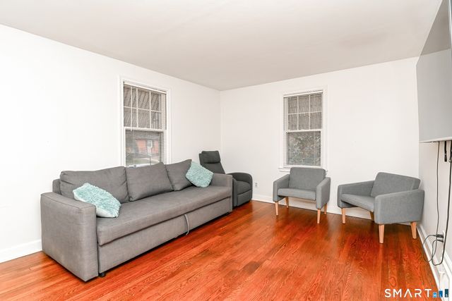 74 Hollywood Avenue, Bridgeport, CT 06606