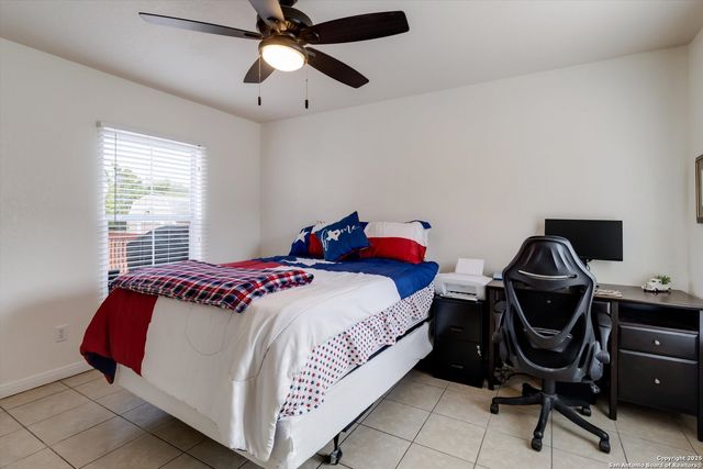 6016 Apache Moon, Spring Branch, TX 78070