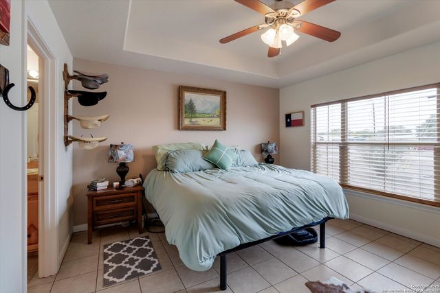 6016 Apache Moon, Spring Branch, TX 78070