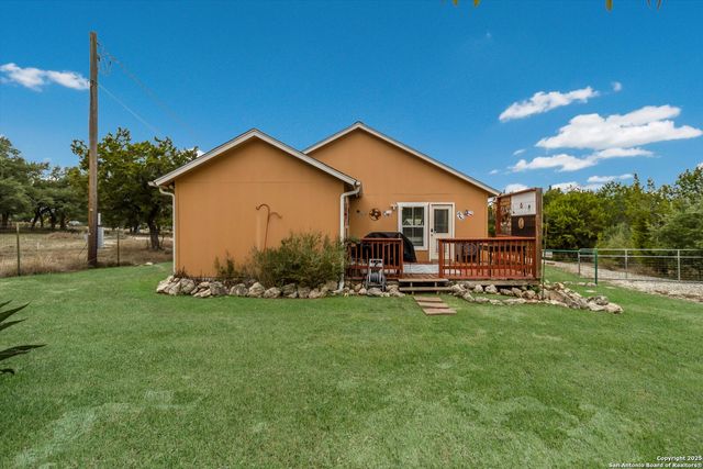 6016 Apache Moon, Spring Branch, TX 78070