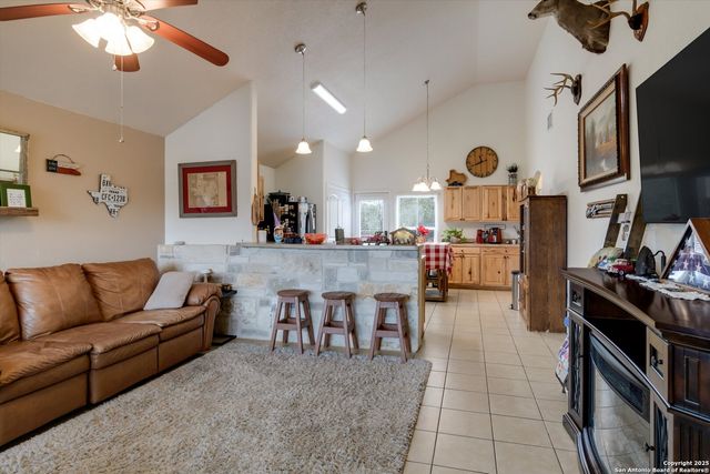 6016 Apache Moon, Spring Branch, TX 78070