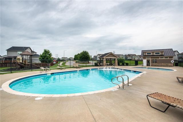 1606 Maci Drive, Belton, MO 64012