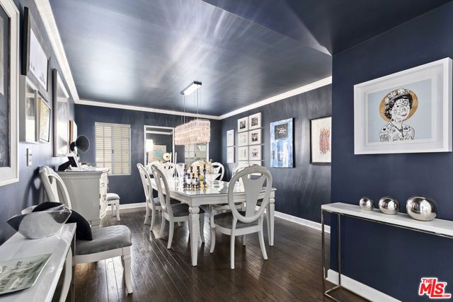 5176 Don Pio Drive, Woodland Hills (los Angeles), CA 91364