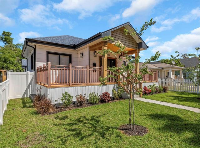 1125 MELROSE AVENUE S, St Petersburg, FL 33705