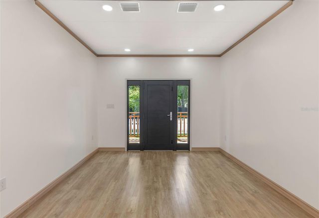 1125 MELROSE AVENUE S, St Petersburg, FL 33705