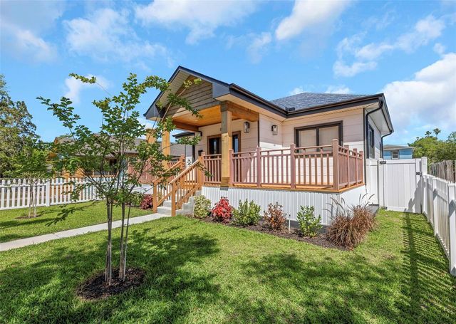 1125 MELROSE AVENUE S, St Petersburg, FL 33705