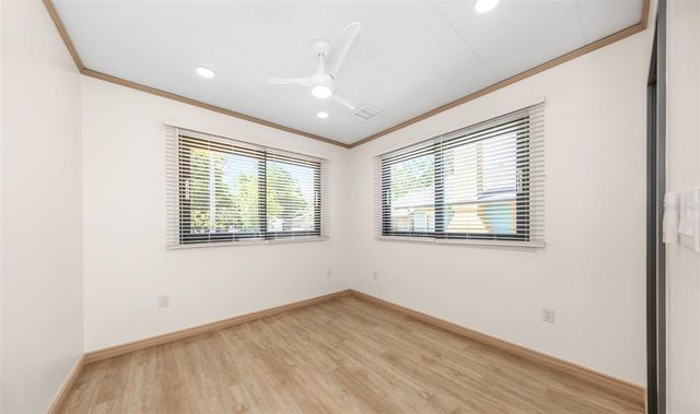 1125 MELROSE AVENUE S, St Petersburg, FL 33705