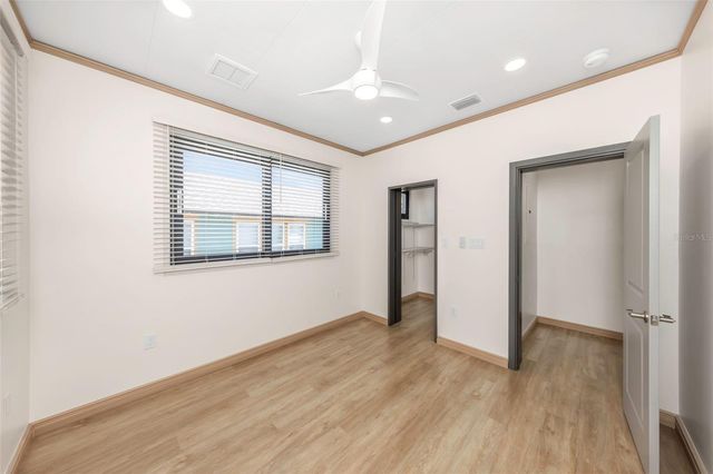 1125 MELROSE AVENUE S, St Petersburg, FL 33705