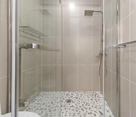 1125 MELROSE AVENUE S, St Petersburg, FL 33705