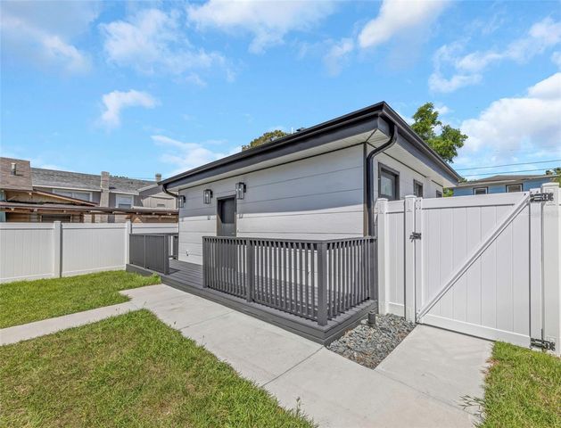 1125 MELROSE AVENUE S, St Petersburg, FL 33705