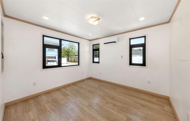 1125 MELROSE AVENUE S, St Petersburg, FL 33705