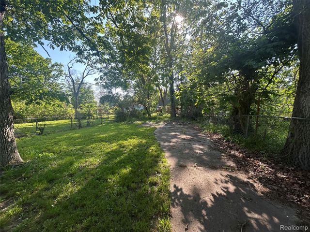 19313 Stahelin Avenue, Detroit, MI 48219