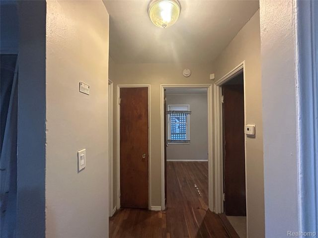 19313 Stahelin Avenue, Detroit, MI 48219