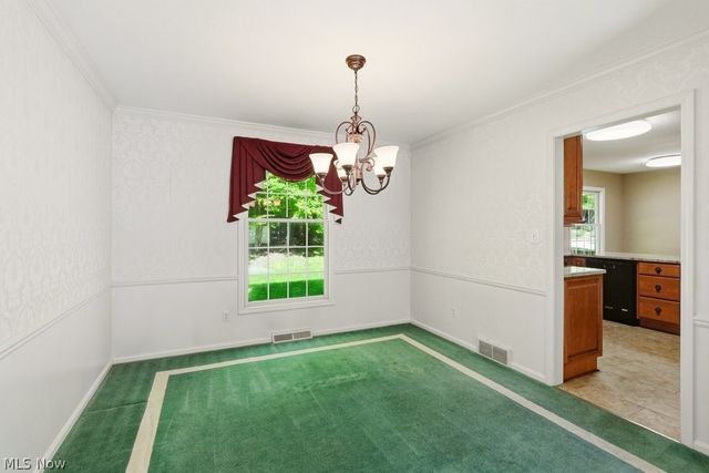 8700 Bradford Lane, Brecksville, OH 44141
