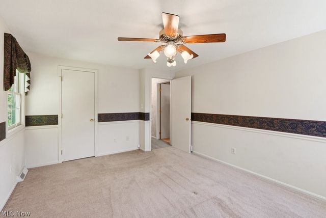8700 Bradford Lane, Brecksville, OH 44141