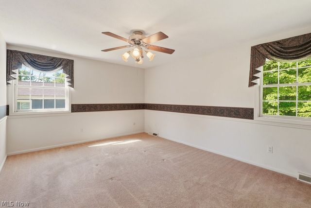 8700 Bradford Lane, Brecksville, OH 44141