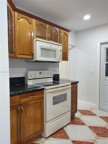265 NW 190th Street, Miami Gardens, FL 33169