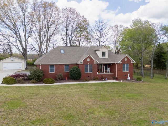 61 Eastridge Road, Fayetteville, TN 37334