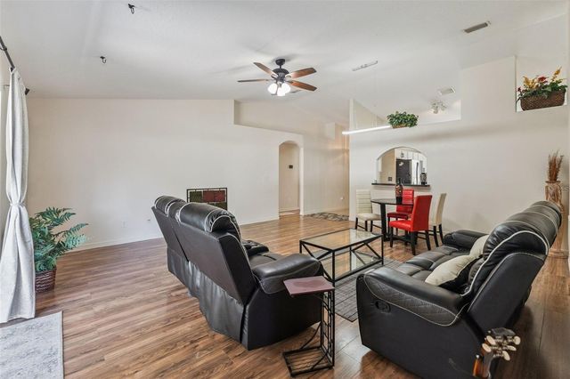 37 LINDSAY DRIVE, Palm Coast, FL 32137