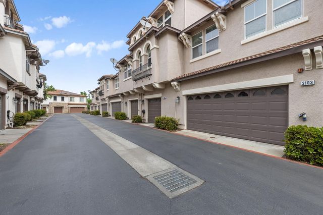 3103 Leiper Loop, Lincoln, CA 95648