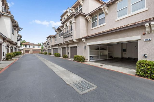 3103 Leiper Loop, Lincoln, CA 95648