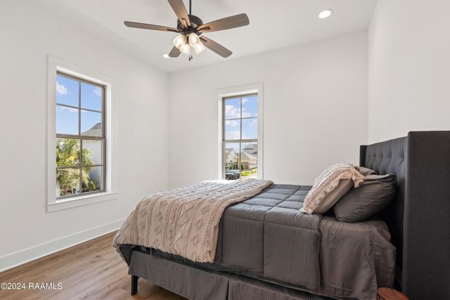 115 Gaunt Lane 106, Youngsville, LA 70592