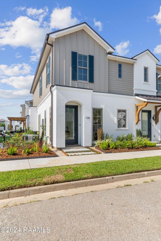 115 Gaunt Lane 106, Youngsville, LA 70592