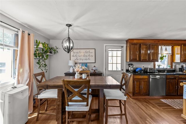 5 Gail Avenue, Cranston, RI 02905