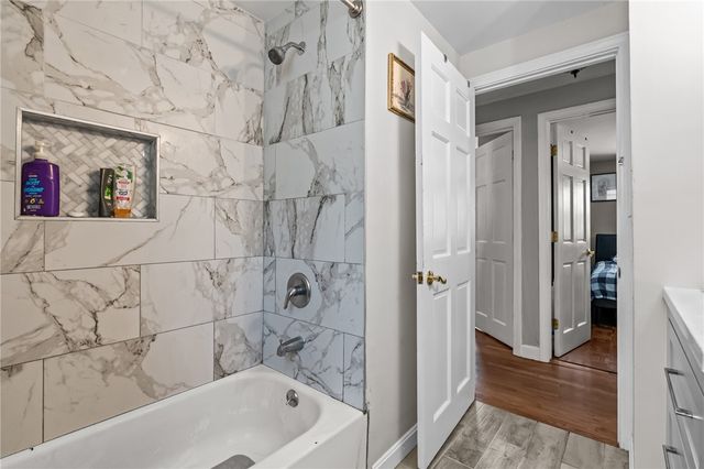 5 Gail Avenue, Cranston, RI 02905
