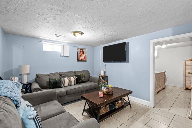 5 Gail Avenue, Cranston, RI 02905
