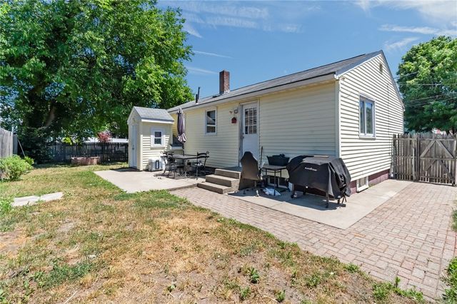 5 Gail Avenue, Cranston, RI 02905