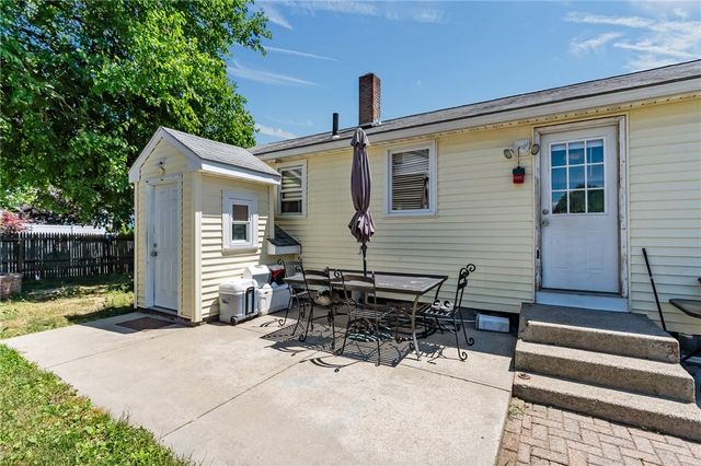 5 Gail Avenue, Cranston, RI 02905