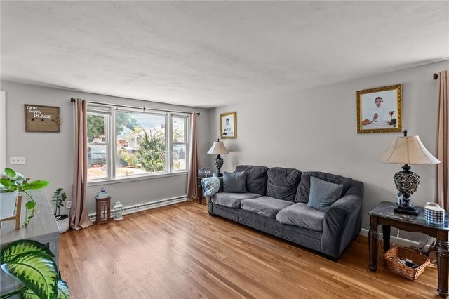 5 Gail Avenue, Cranston, RI 02905