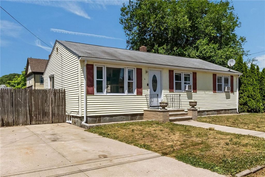 5 Gail Avenue, Cranston, RI 02905