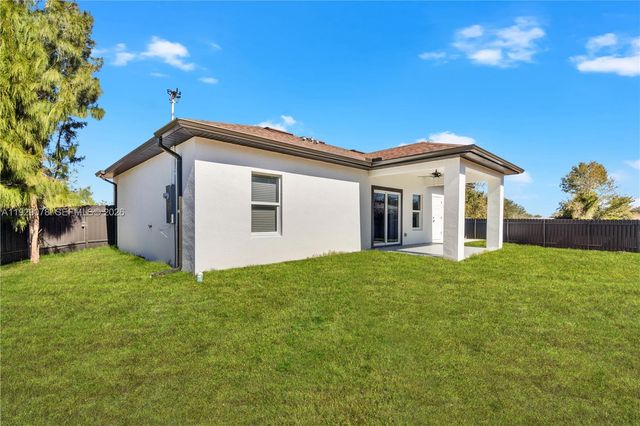 30095 Beech Rd, Punta Gorda, FL 33982