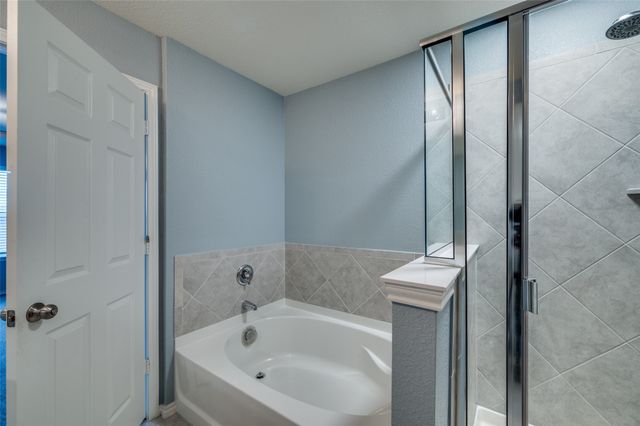 6001 Anchors Landing Pass, Fort Worth, TX 76179