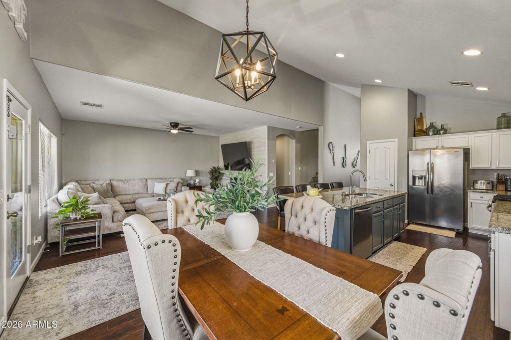 Image 11 of property listing at 36591 W COSTA BLANCA Drive, Maricopa, AZ 85138