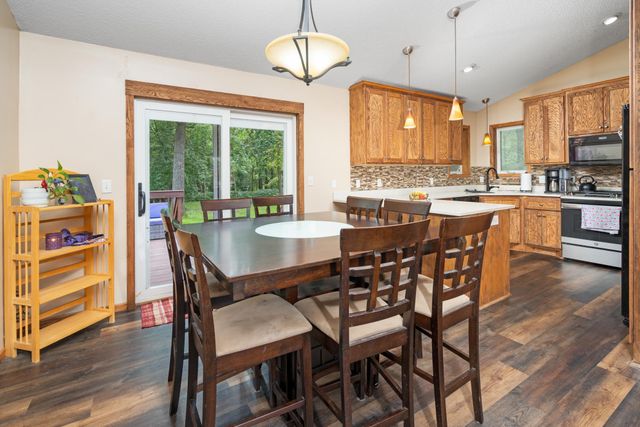11814 35th Avenue SE, Becker, MN 55308