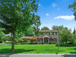 104 MAPLE LN, Lebanon, PA 17042