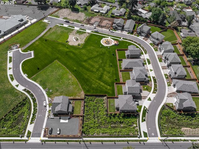 15204 Se TOWERS Ter, Milwaukie, OR 97267
