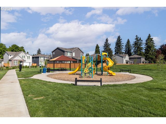 15204 Se TOWERS Ter, Milwaukie, OR 97267