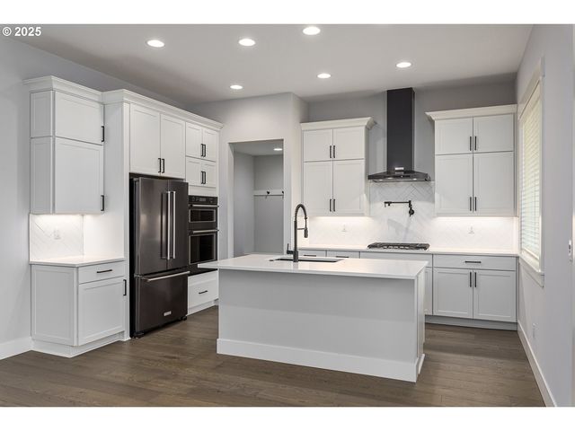 15204 Se TOWERS Ter, Milwaukie, OR 97267