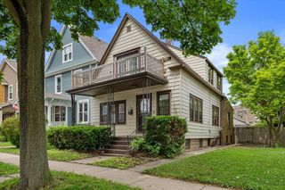1220 E Russell AVENUE, Milwaukee, WI 53207