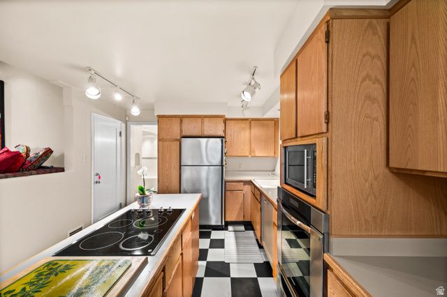 2052 E 900 S, Salt Lake City, UT 84108