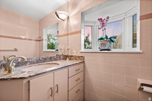 2052 E 900 S, Salt Lake City, UT 84108