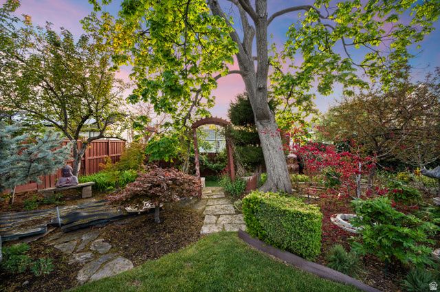 2052 E 900 S, Salt Lake City, UT 84108