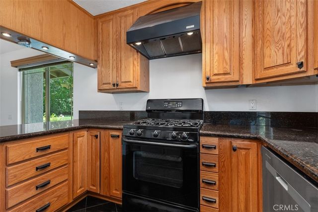 12 Evening Shadow, Irvine, CA 92603