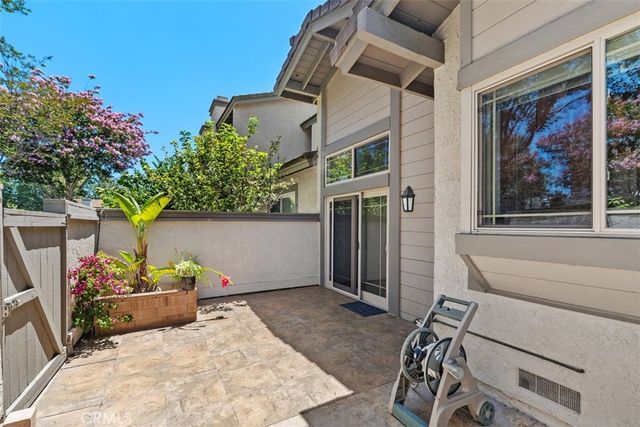 12 Evening Shadow, Irvine, CA 92603