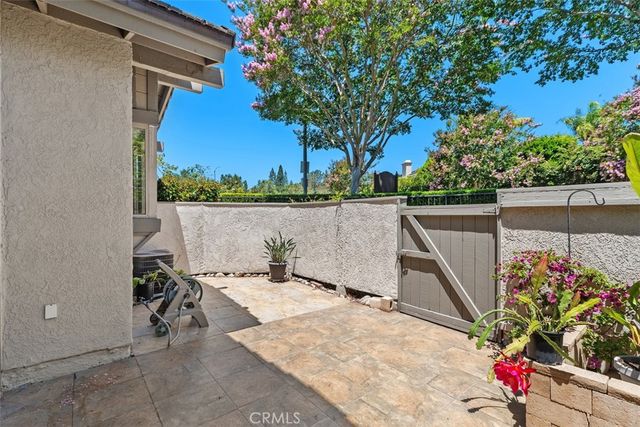 12 Evening Shadow, Irvine, CA 92603